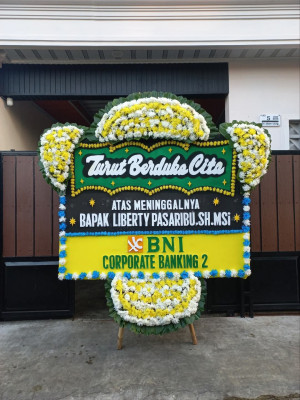 Papan Bunga Duka di Lendang Are