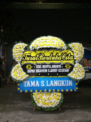 Papan Bunga Duka di Lendang Are